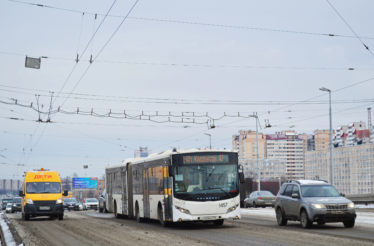 Санкт-Петербург, ИАЦ 1767М4 № В 414 КА 198; Санкт-Петербург, Volgabus-6271.05 № 1457