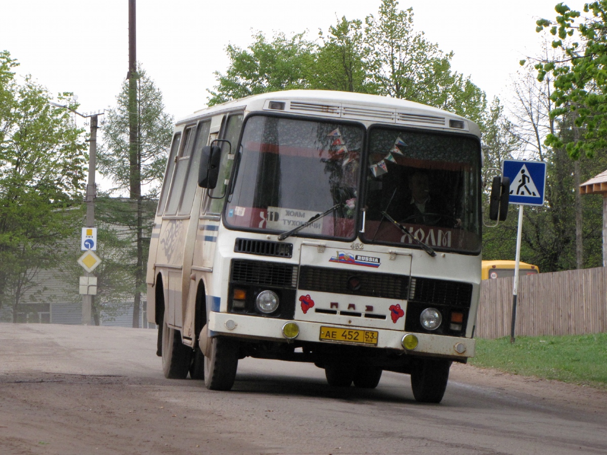 Новгородская область, ПАЗ-3205-110-50 № АЕ 452 53