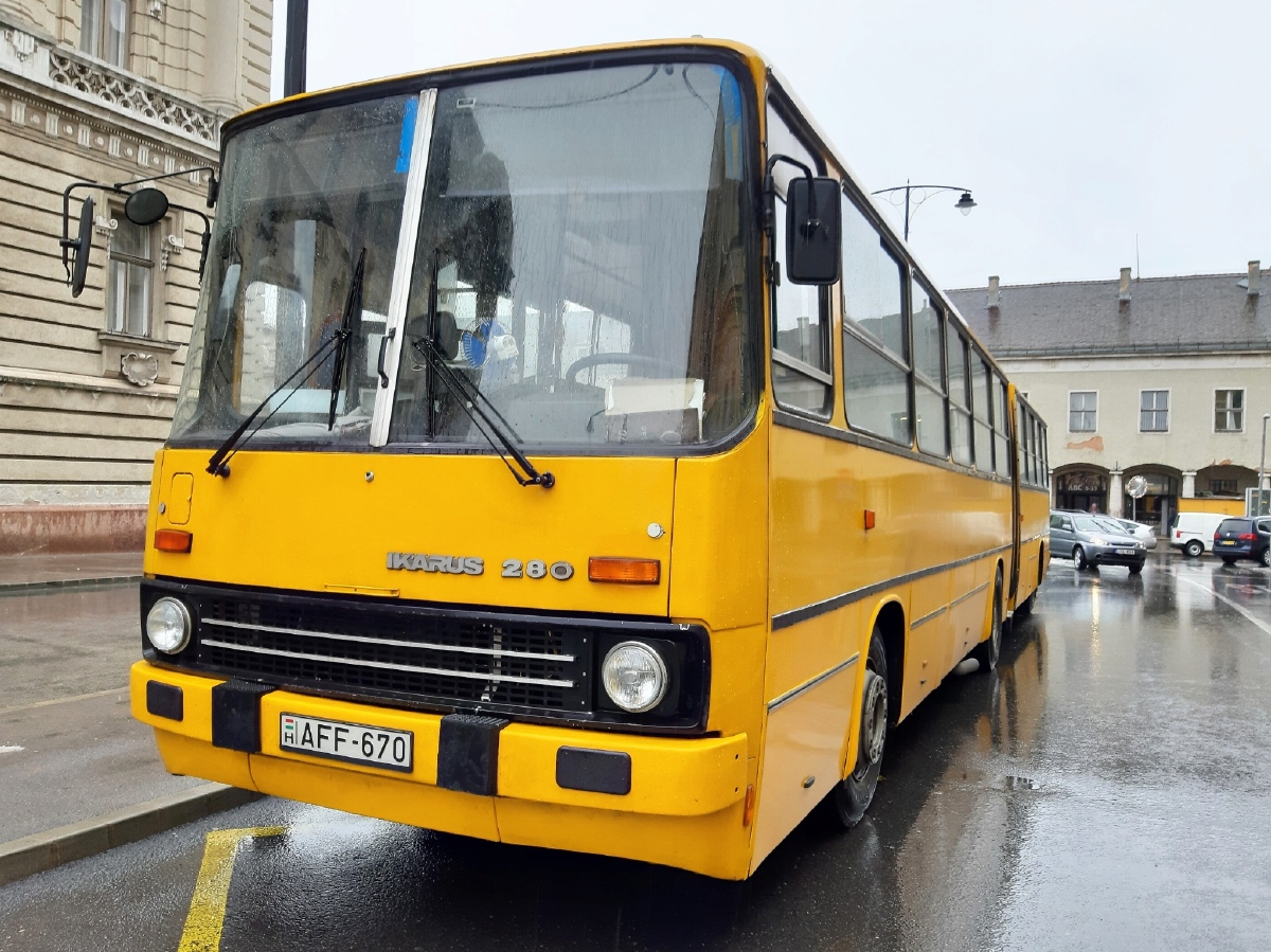 Венгрия, Ikarus 280.52 № AFF-670