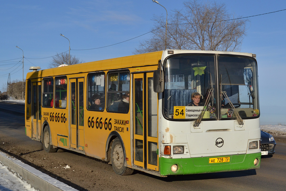 Тюменская область, ЛиАЗ-5256.26 № АЕ 728 72