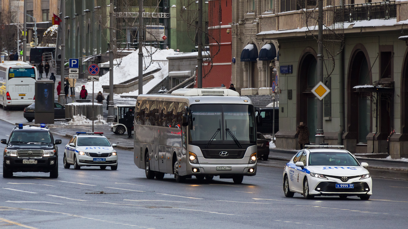Москва, Hyundai Universe Space Luxury № О 937 НР 799
