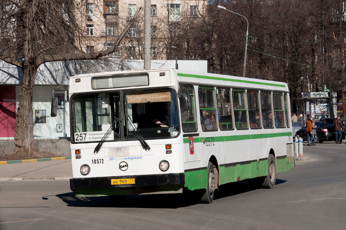 Moskau, LiAZ-5256.25 Nr. 10572