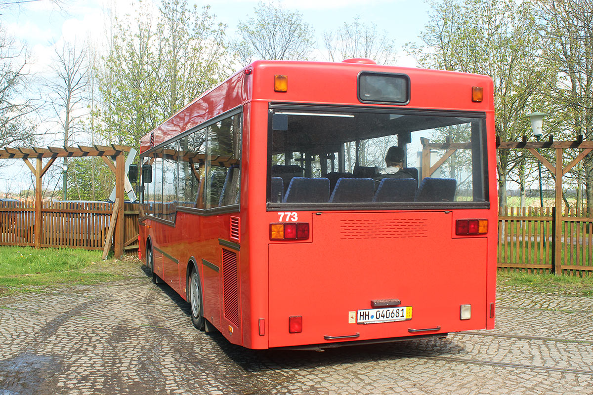 Гамбург, Göppel (MAN 469 NM192) № HH 040681; Нижняя Саксония — Bustreffen Wehmingen Hannoversches Straßenbahnmuseum 17.04.2016