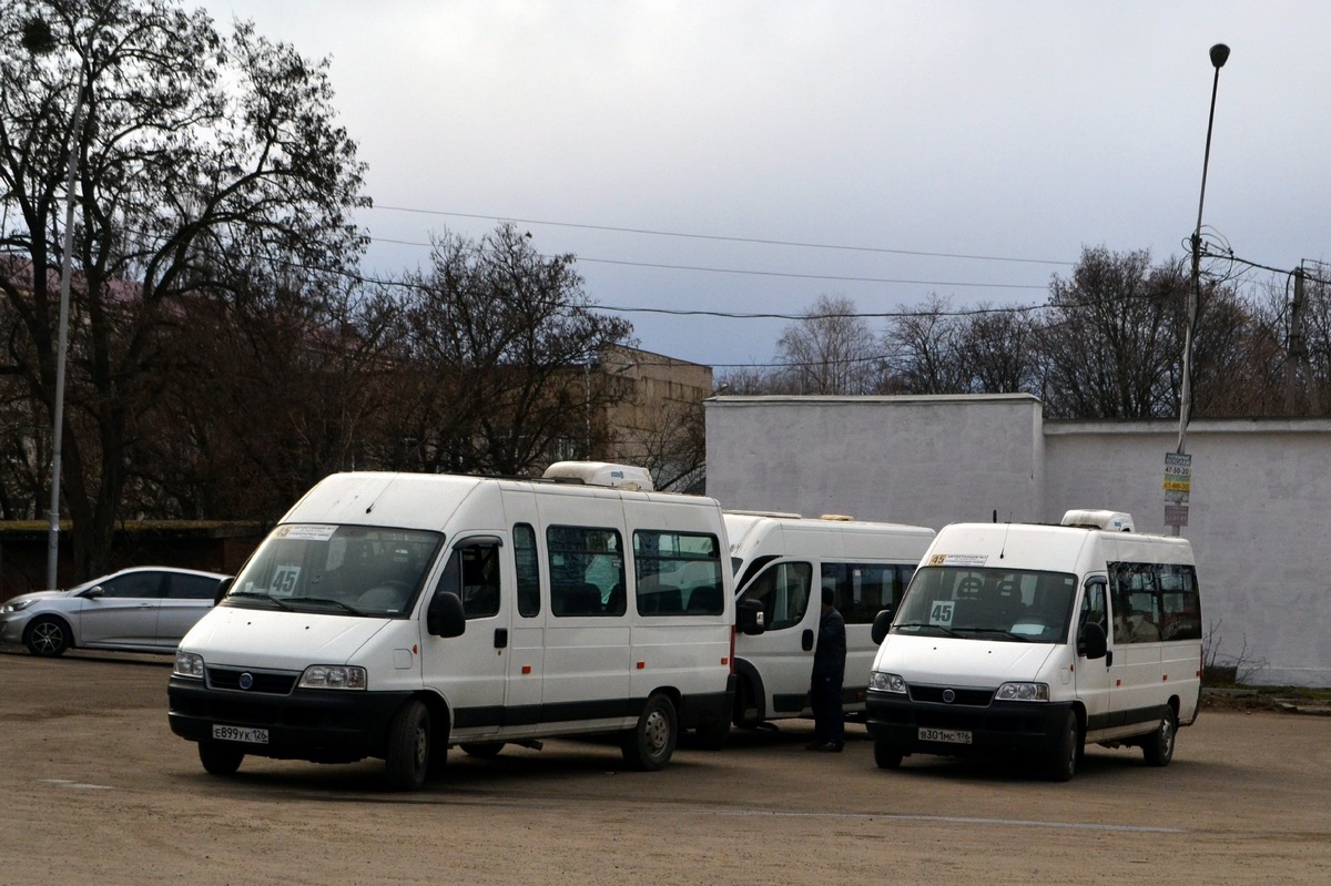 Kraj Stawropolski, FIAT Ducato 244 CSMMC-RLL, -RTL Nr Е 899 УК 126; Kraj Stawropolski, FIAT Ducato 244 CSMMC-RLL, -RTL Nr В 301 МС 126