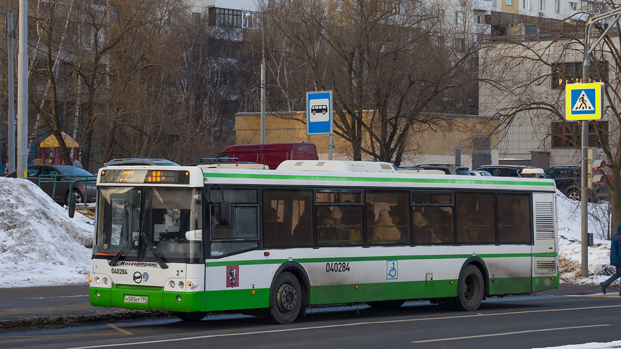 Moscow, LiAZ-5292.21 # 040284