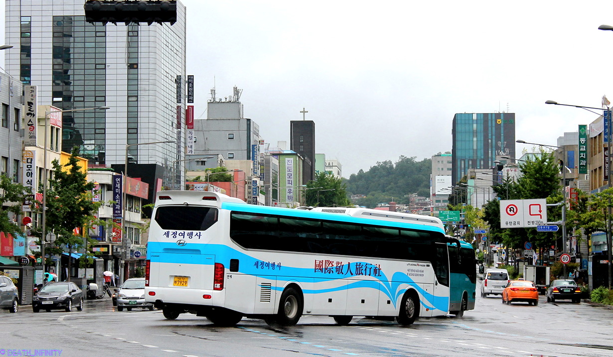 Южная Корея, Hyundai Universe Xpress Prime № 서울 72 바 7929