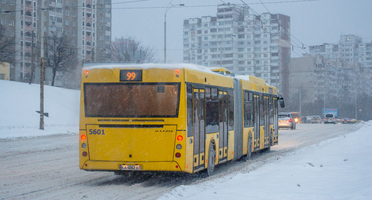 Киев, МАЗ-215.069 № 5601