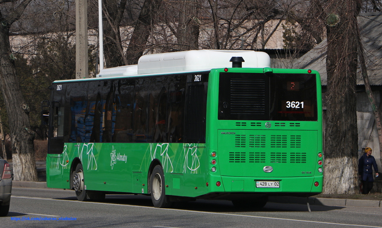 Almaty, Golden Dragon XML6125CN (Hyundai Trans Auto) Nr. 3621