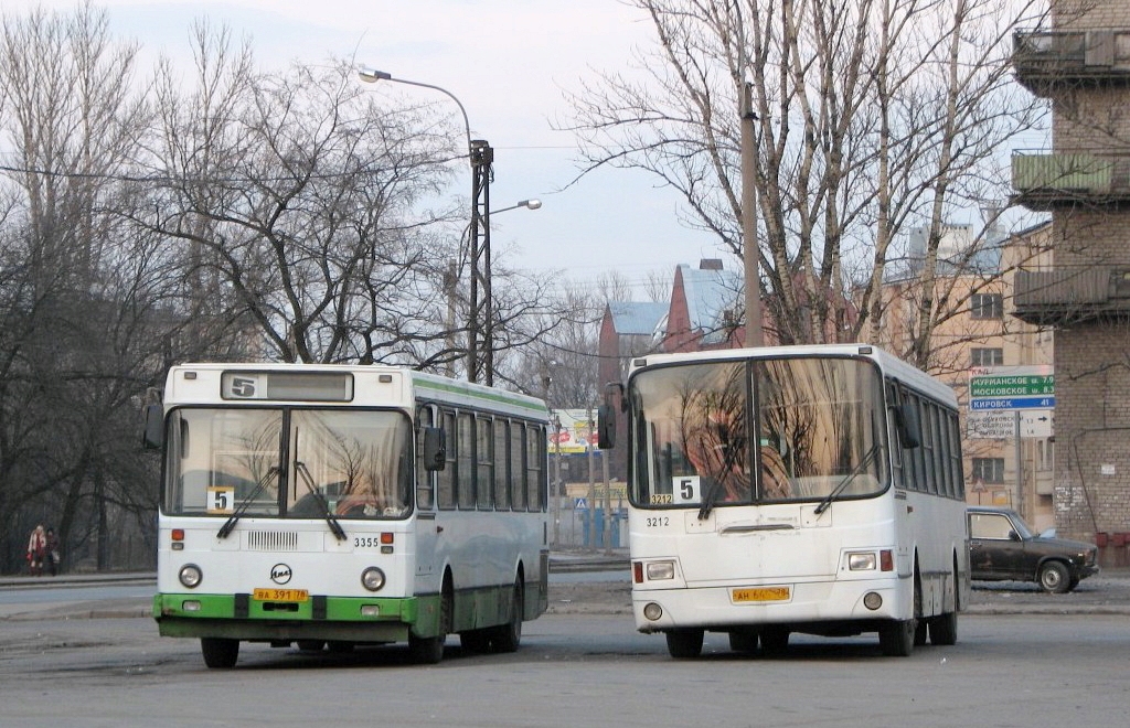 Saint Petersburg, LiAZ-5256.25 # 3355; Saint Petersburg, LiAZ-5256.26 # 3212