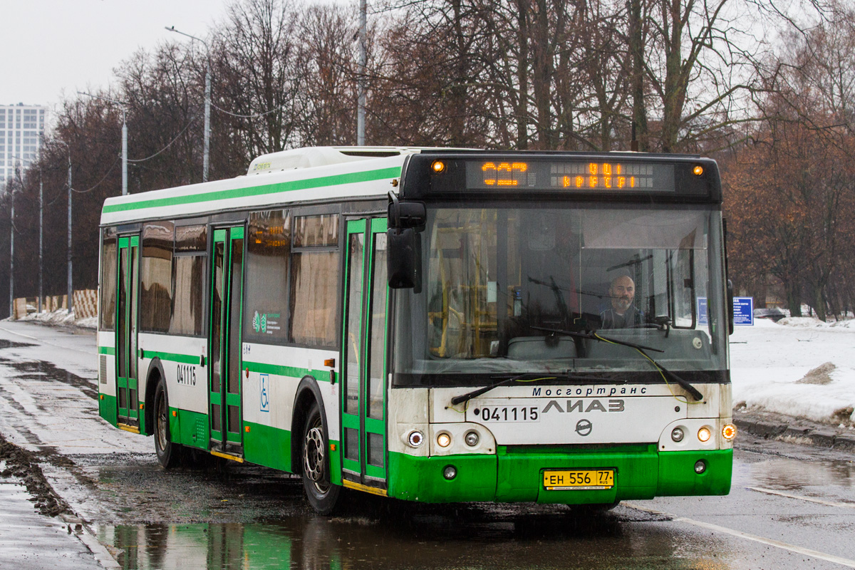 Moskwa, LiAZ-5292.22 (2-2-2) Nr 041115