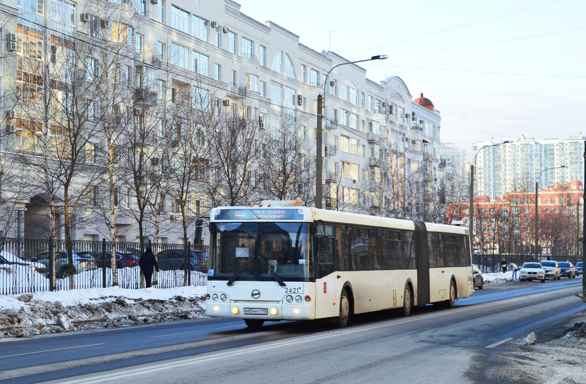 Санкт-Петербург, ЛиАЗ-6213.20 № 2421