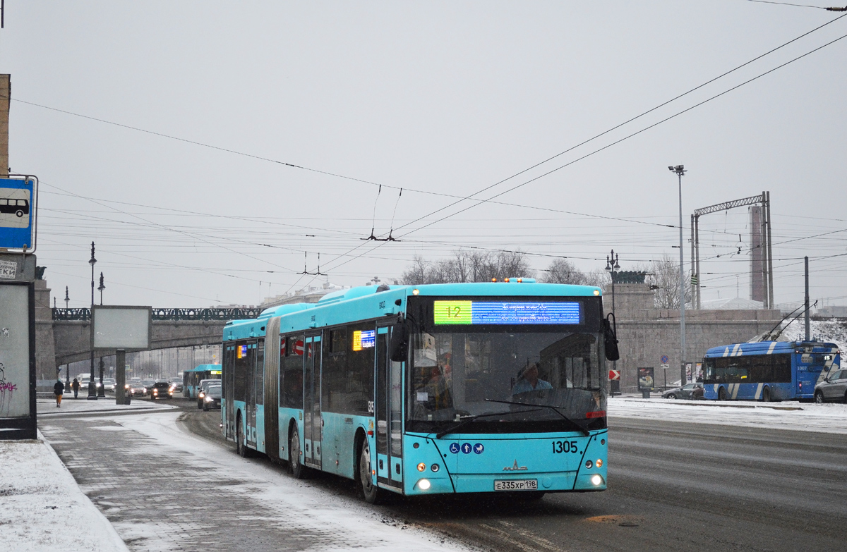 Санкт-Петербург, МАЗ-216.066 № 1305