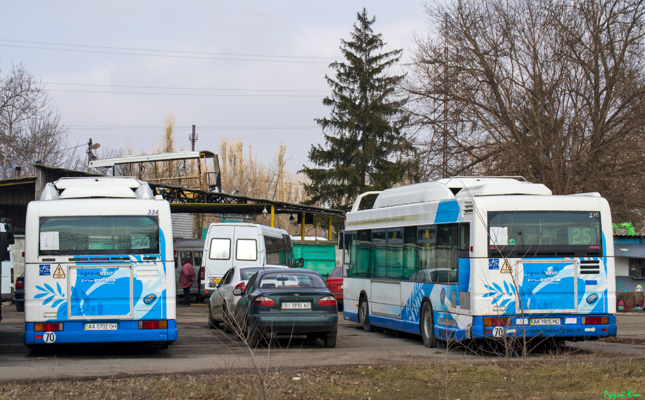 Poltava region, Heuliez GX217 GNV № AA 0702 OH; Poltava region, Heuliez GX217 GNV № AA 9805 MC; Poltava region — Kremenchug — miscellaneous photos