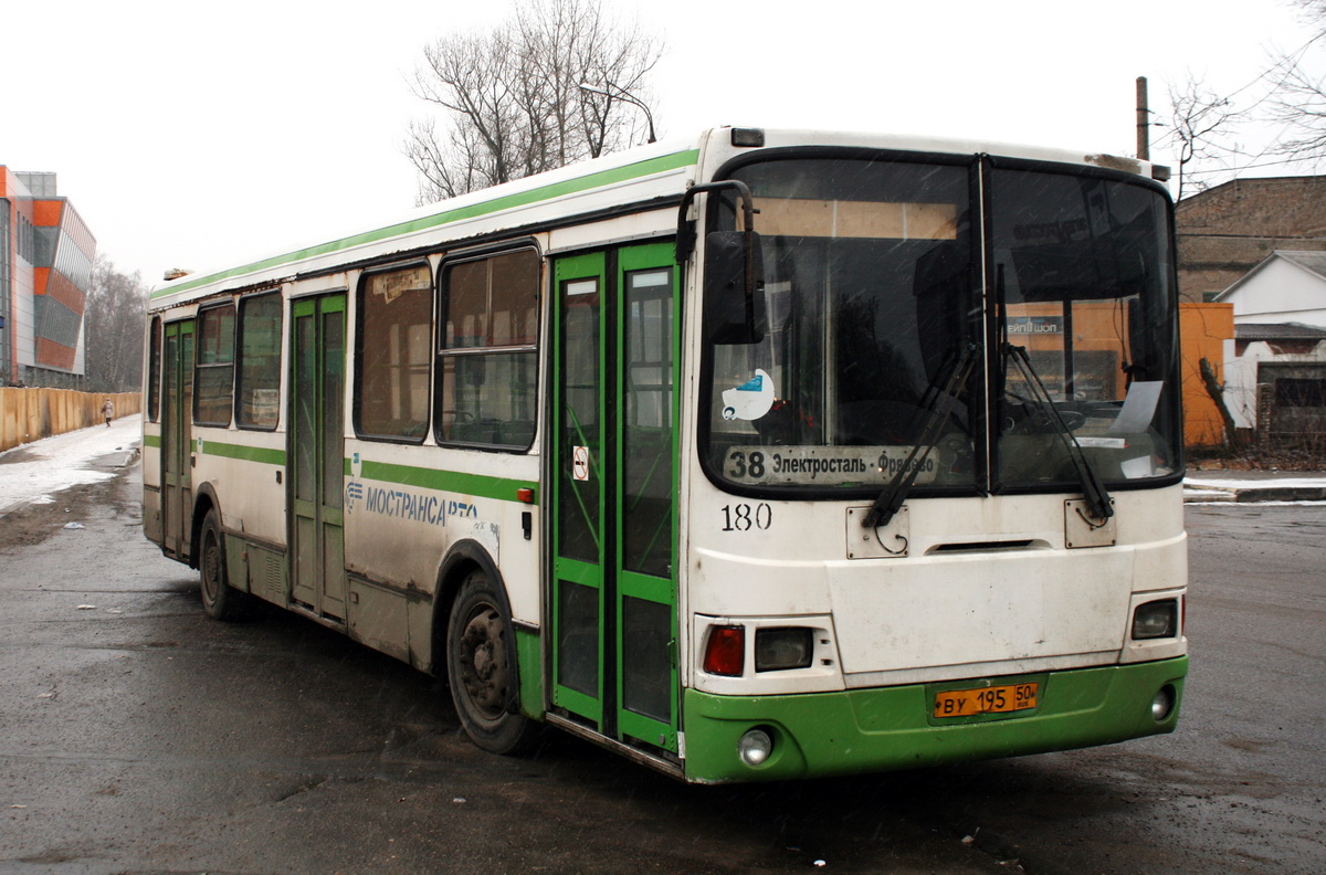 Moskauer Gebiet, LiAZ-5256.25 Nr. 180