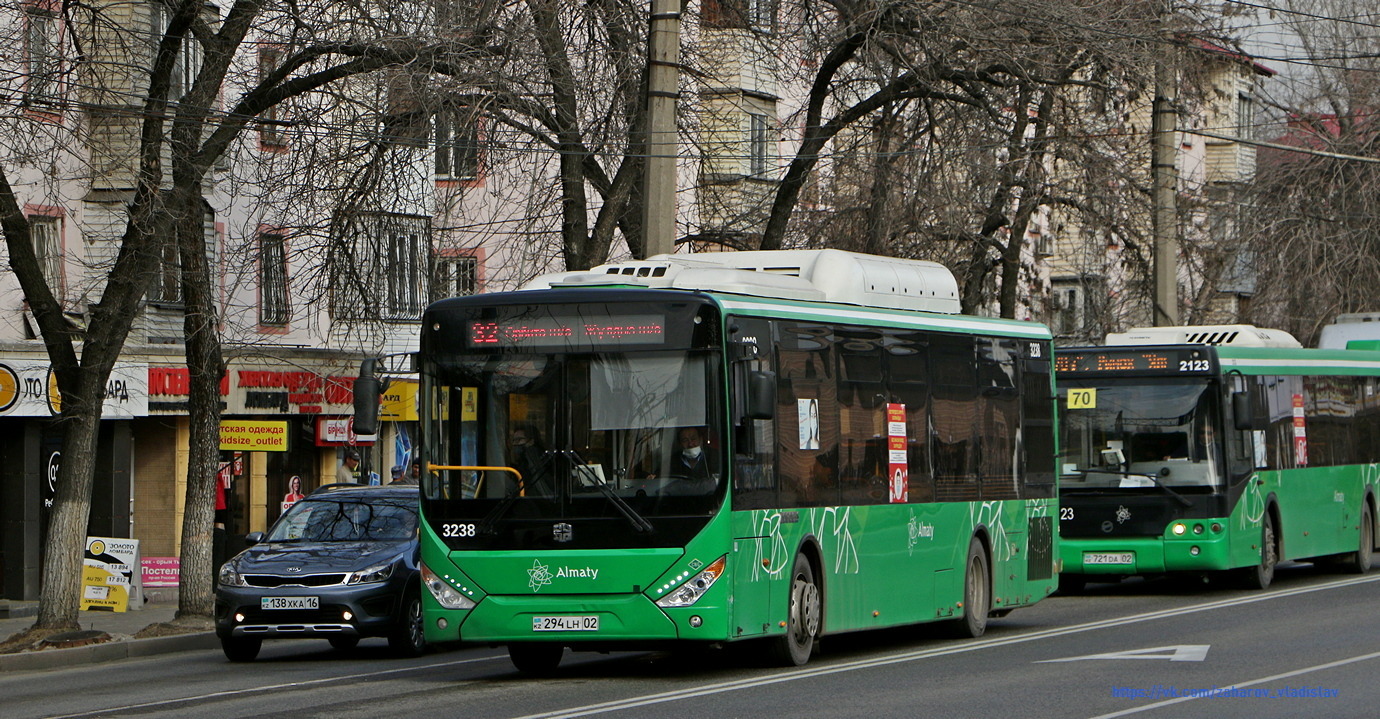 Алматы, Zhong Tong LCK6125HGAN № 3238