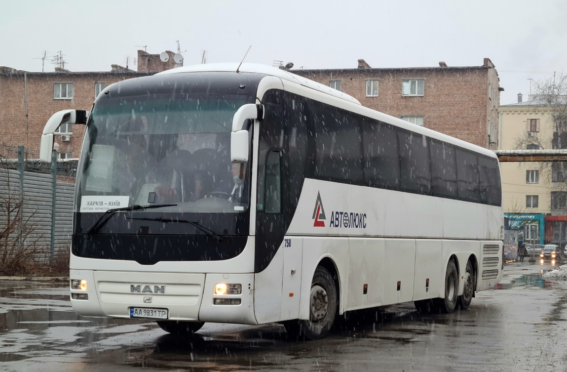 Киев, MAN R08 Lion's Coach L RHC444 L № 758