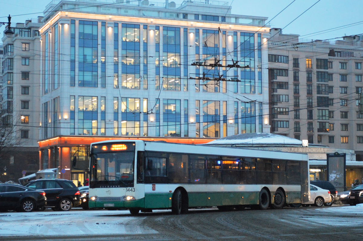 Санкт-Петербург, Волжанин-6270.06 