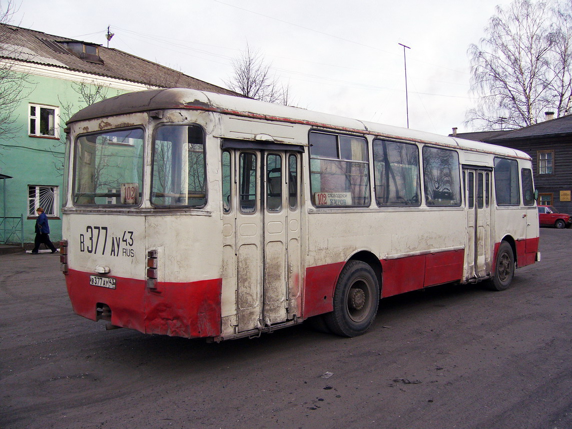Кировская область, ЛиАЗ-677М № В 377 АУ 43