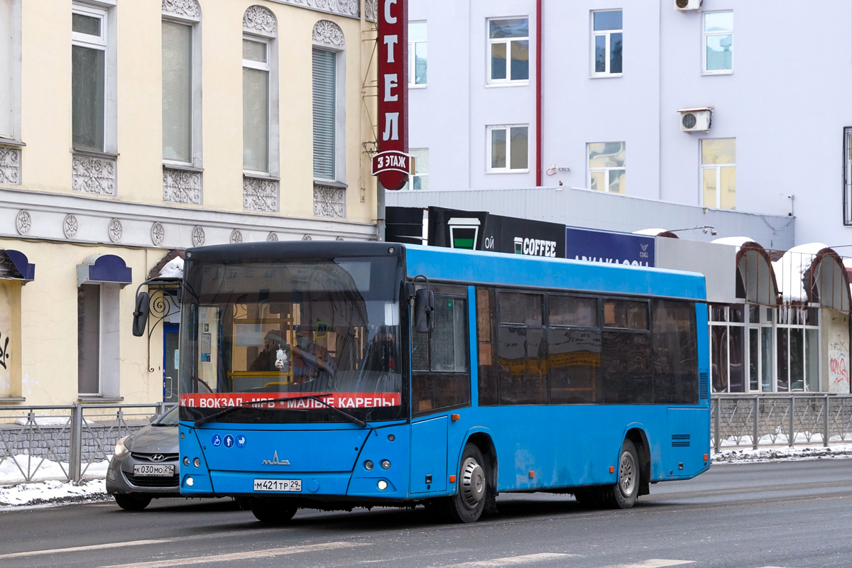 Архангельская область, МАЗ-206.086 № М 421 ТР 29