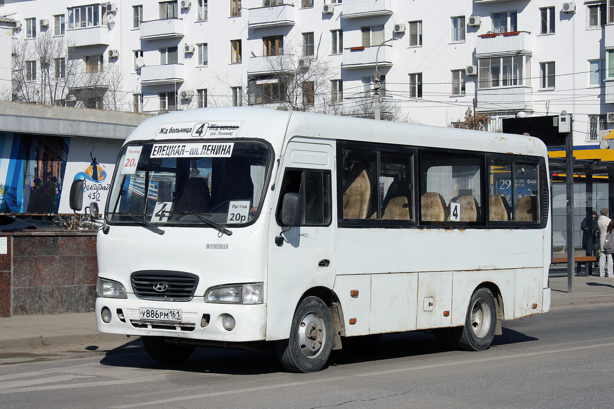 Волгоградская область, Hyundai County SWB C08 (РЗГА) № У 886 РМ 161