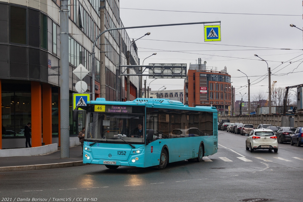 Санкт-Петербург, ЛиАЗ-5292.65 № 1352