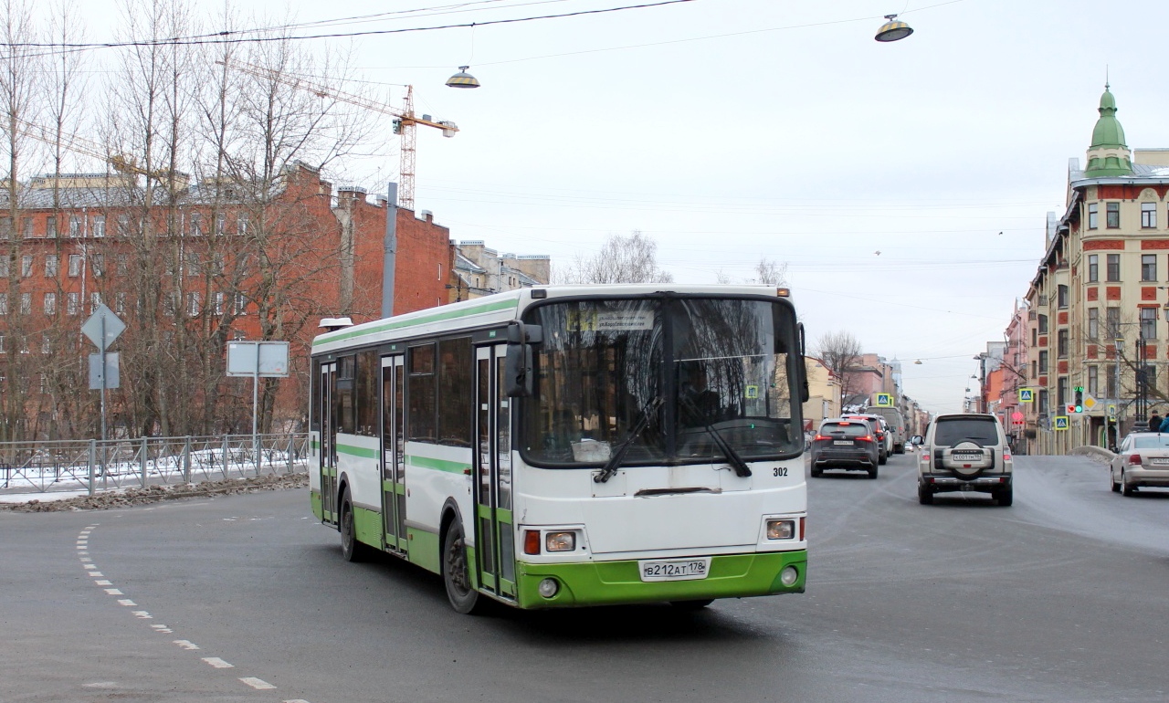 Sankt Peterburgas, LiAZ-5293.53 Nr. 302