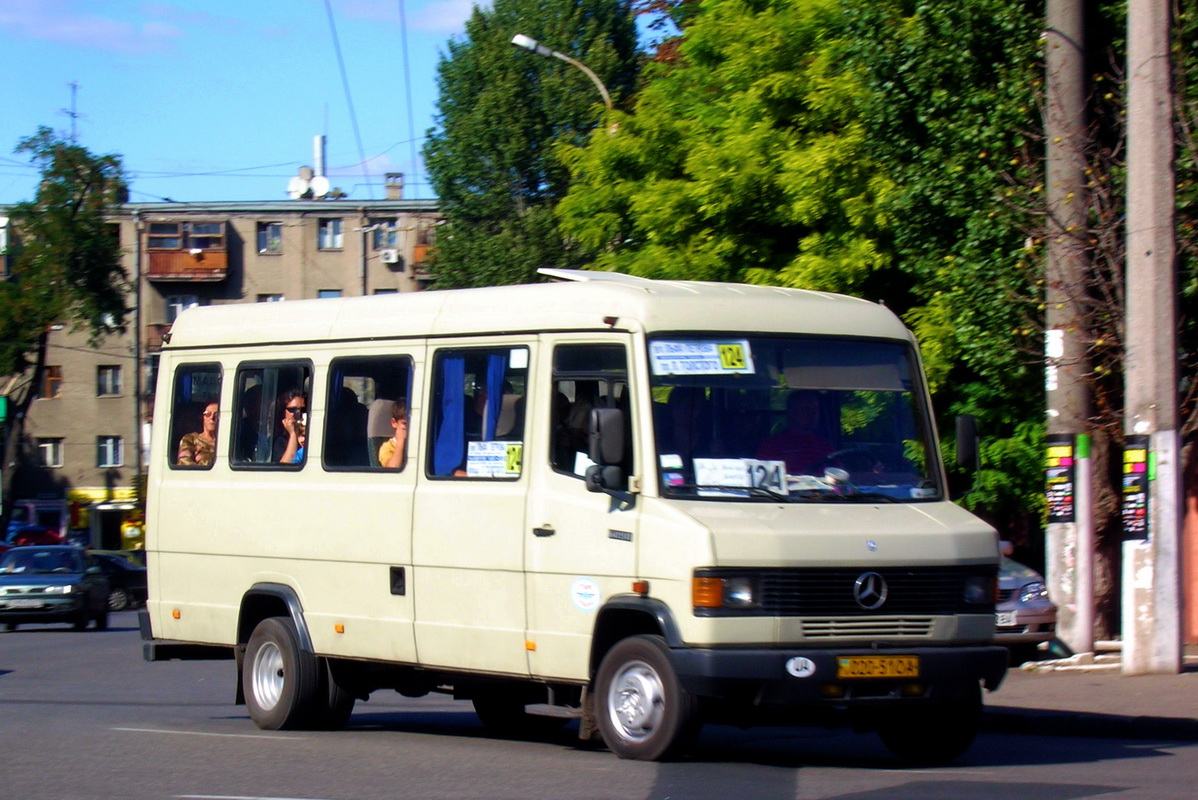 Одесская область, Mercedes-Benz T2 609D № 020-51 ОА