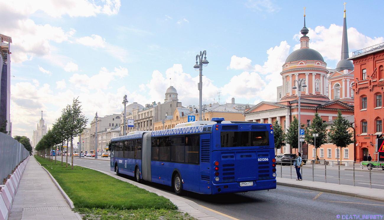 Москва, ЛиАЗ-6213.22 № 031206