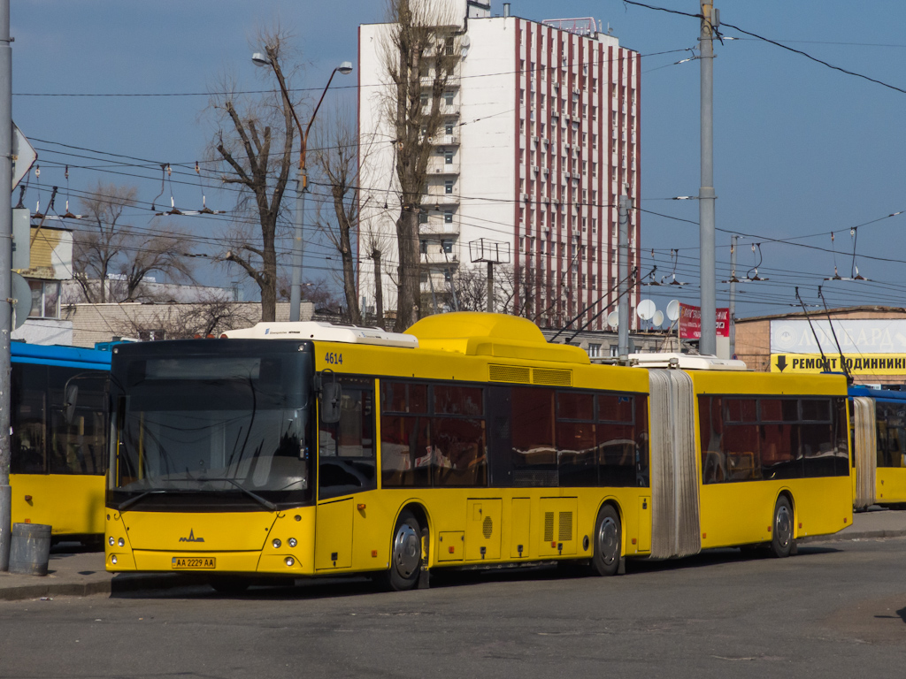 Киев, МАЗ-215.069 № 4614