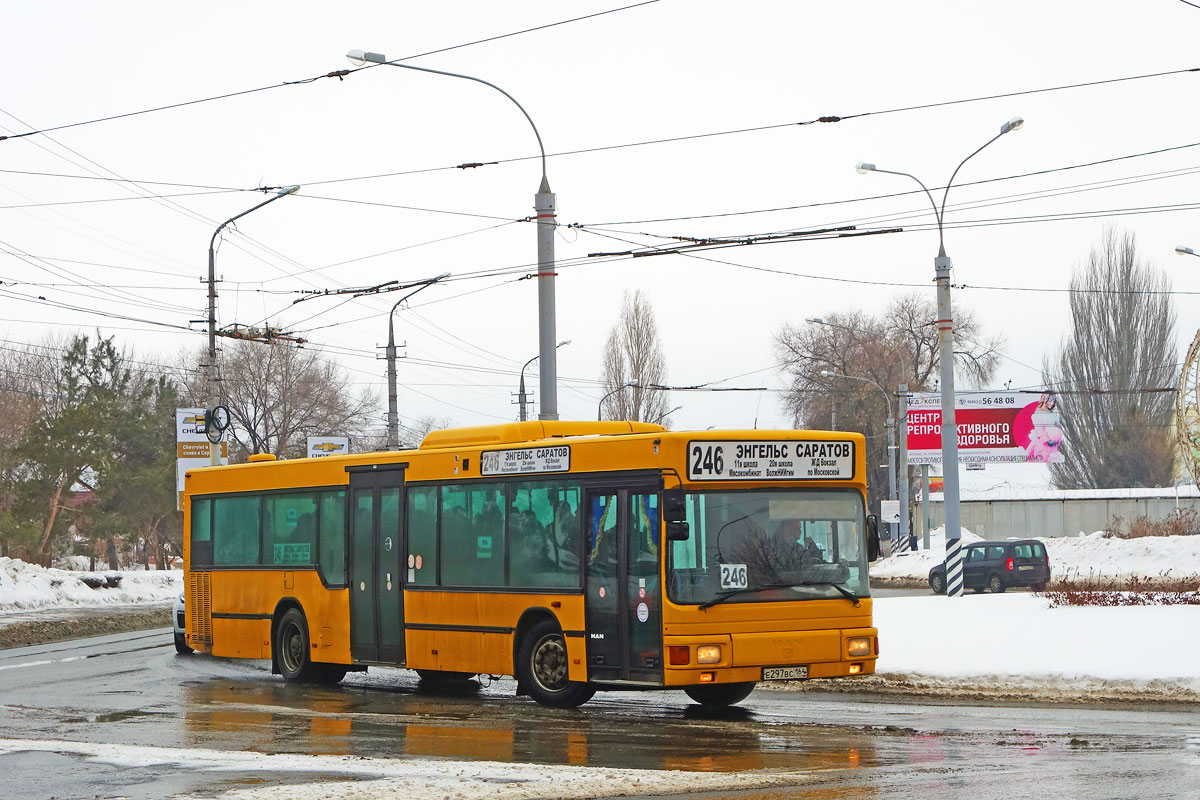 Саратаўская вобласць, MAN A10 NL262 № Е 297 ВС 164