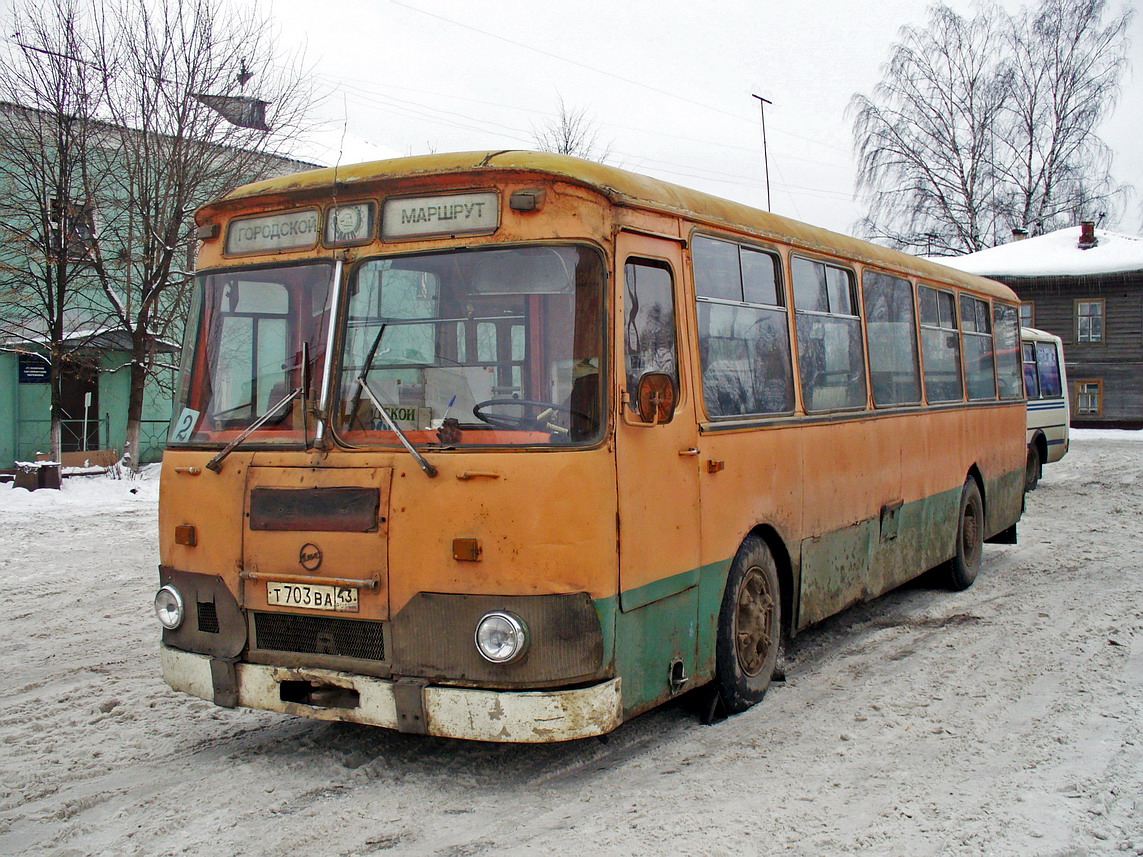 Кіраўская вобласць, ЛиАЗ-677МБ № Т 703 ВА 43