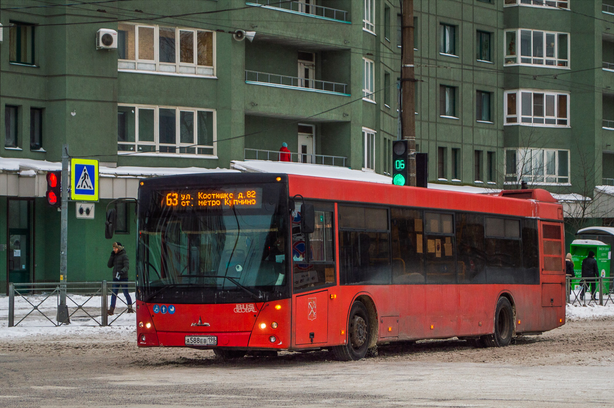 Sankt Petersburg, MAZ-203.069 Nr. А 588 ЕВ 198