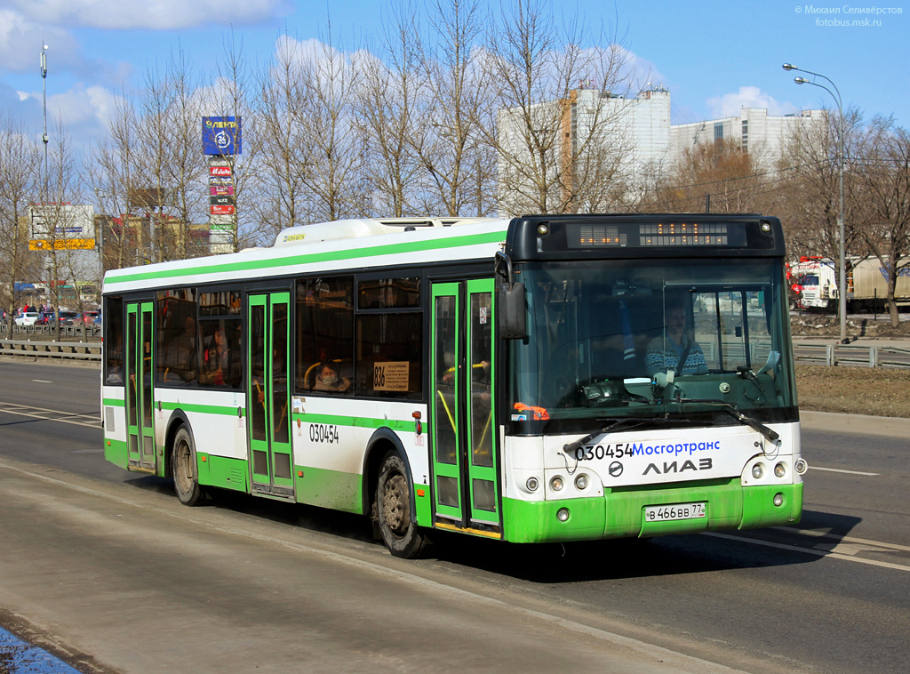 Moskwa, LiAZ-5292.22 (2-2-2) Nr 030454