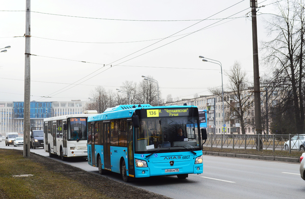 Санкт-Петербург, ЛиАЗ-4292.60 (1-2-1) № 6807