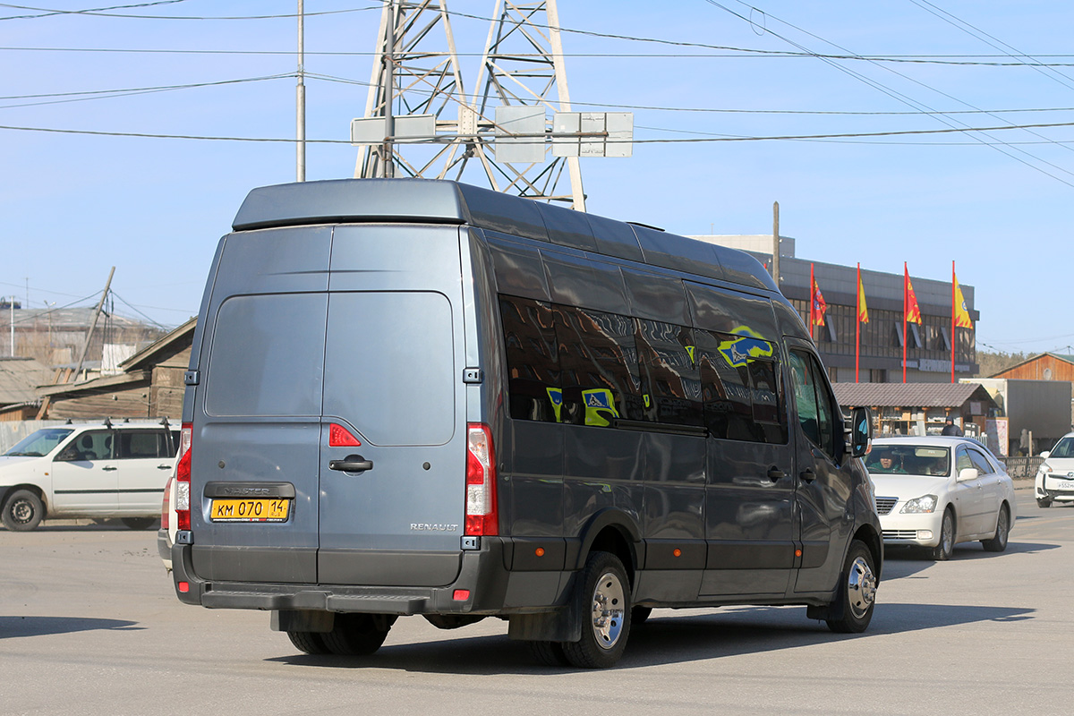 Саха (Якутия), Renault Master (NIAF01, НиАЗ) № КМ 070 14