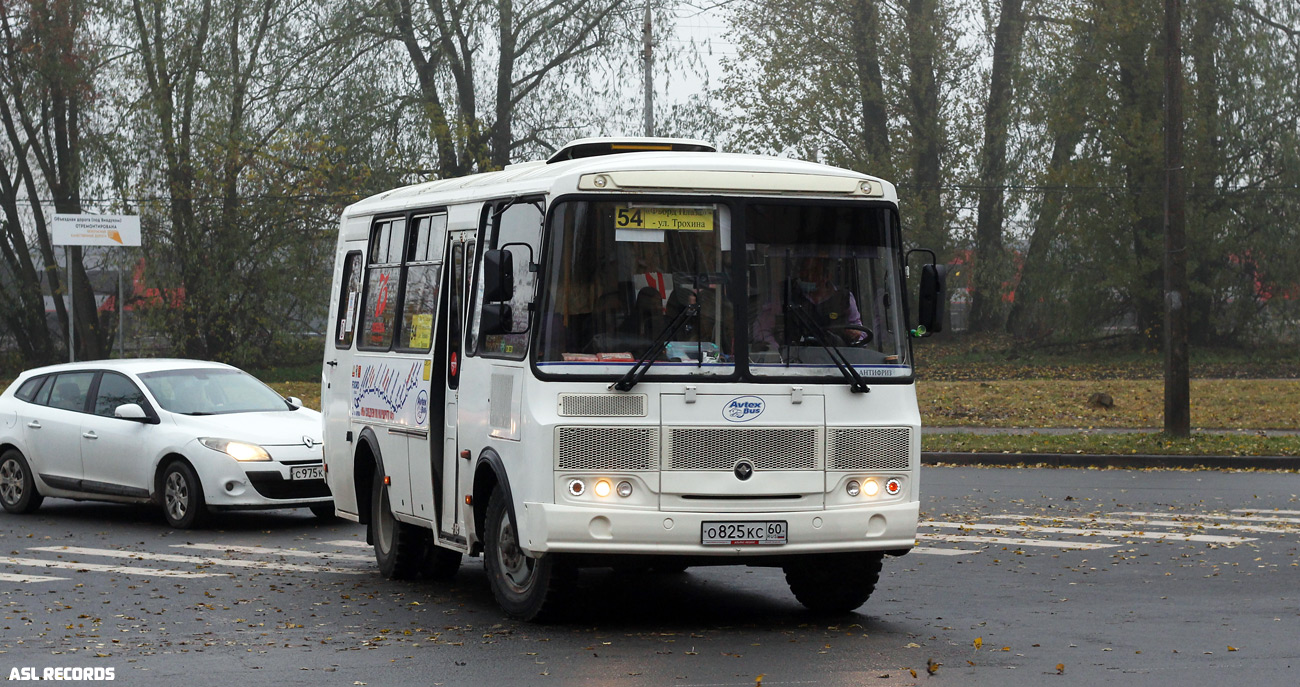 Псковская область, ПАЗ-32053 № О 825 КС 60