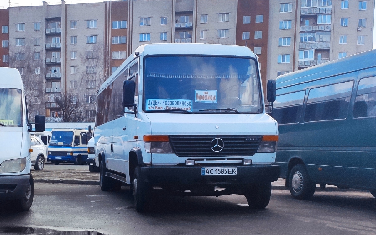Волынская область, Mercedes-Benz Vario 814D № AC 1585 EK