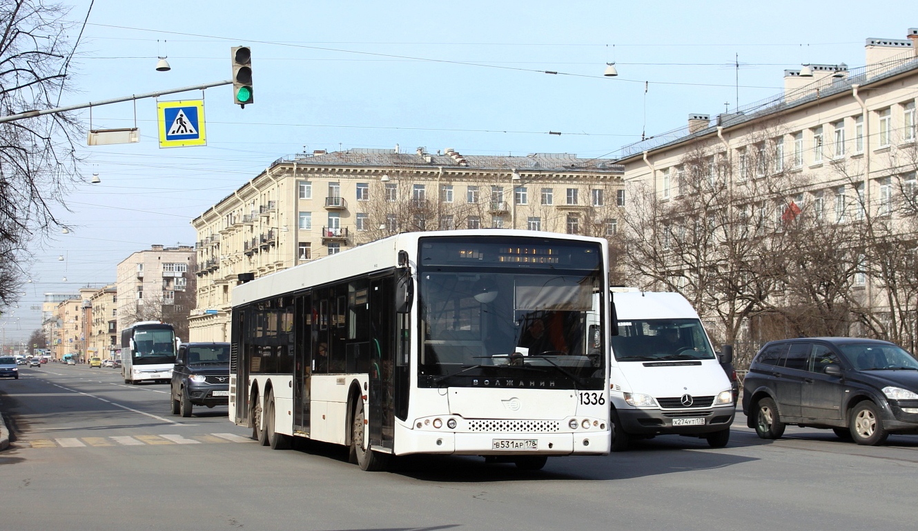 Санкт-Пецярбург, Волжанин-6270.06 