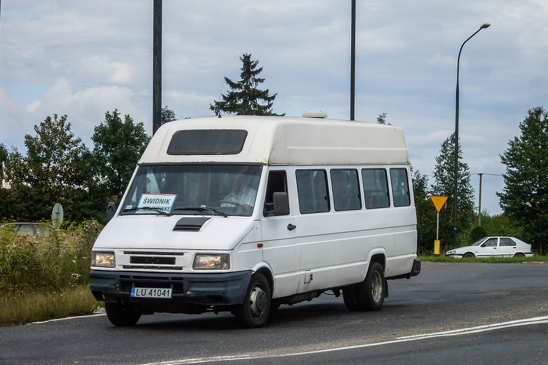 Польша, IVECO TurboDaily 45-10 № 520