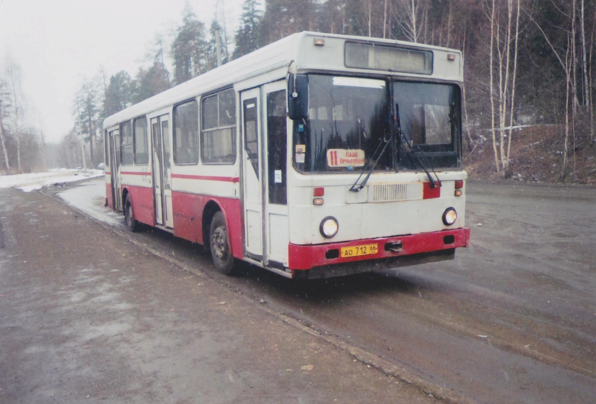 Свердловская область, ЛиАЗ-5256.00 № 62