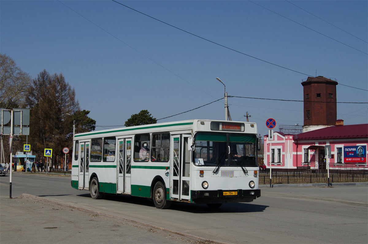 Тюменская область, ЛиАЗ-5256.30 № АН 754 72