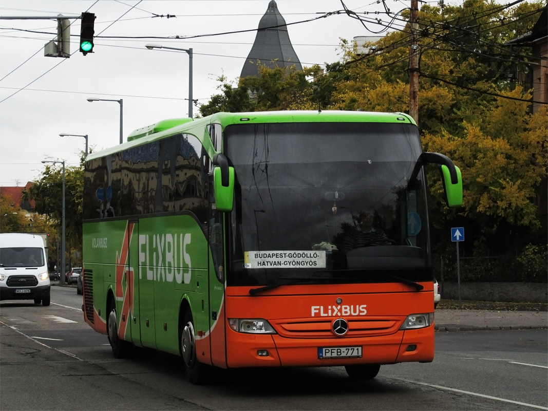 Венгрия, Mercedes-Benz Tourismo II 15RHD № PFB-771