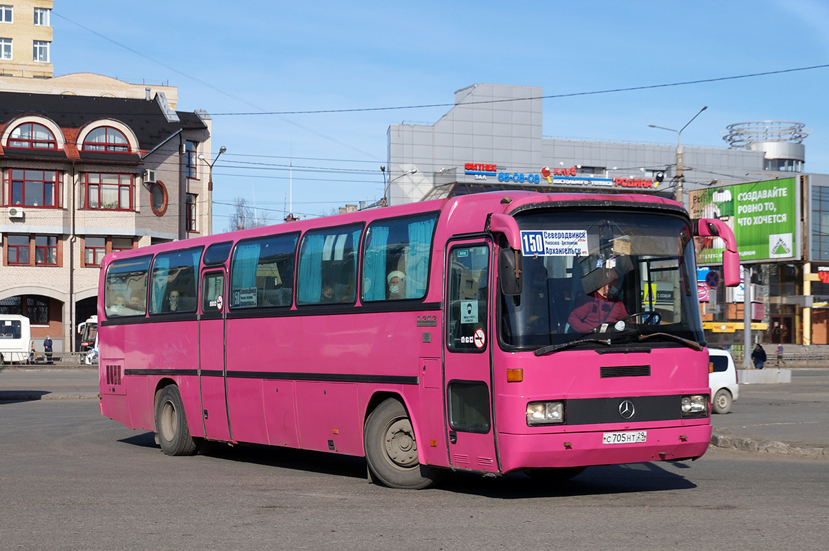 Архангельская область, Mercedes-Benz O303-15RHS Лидер № С 705 НТ 29