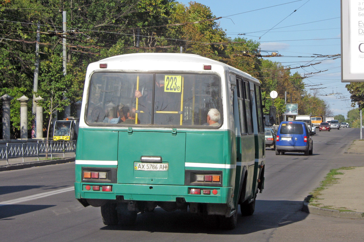 Харьковская область, ПАЗ-32054 № 587