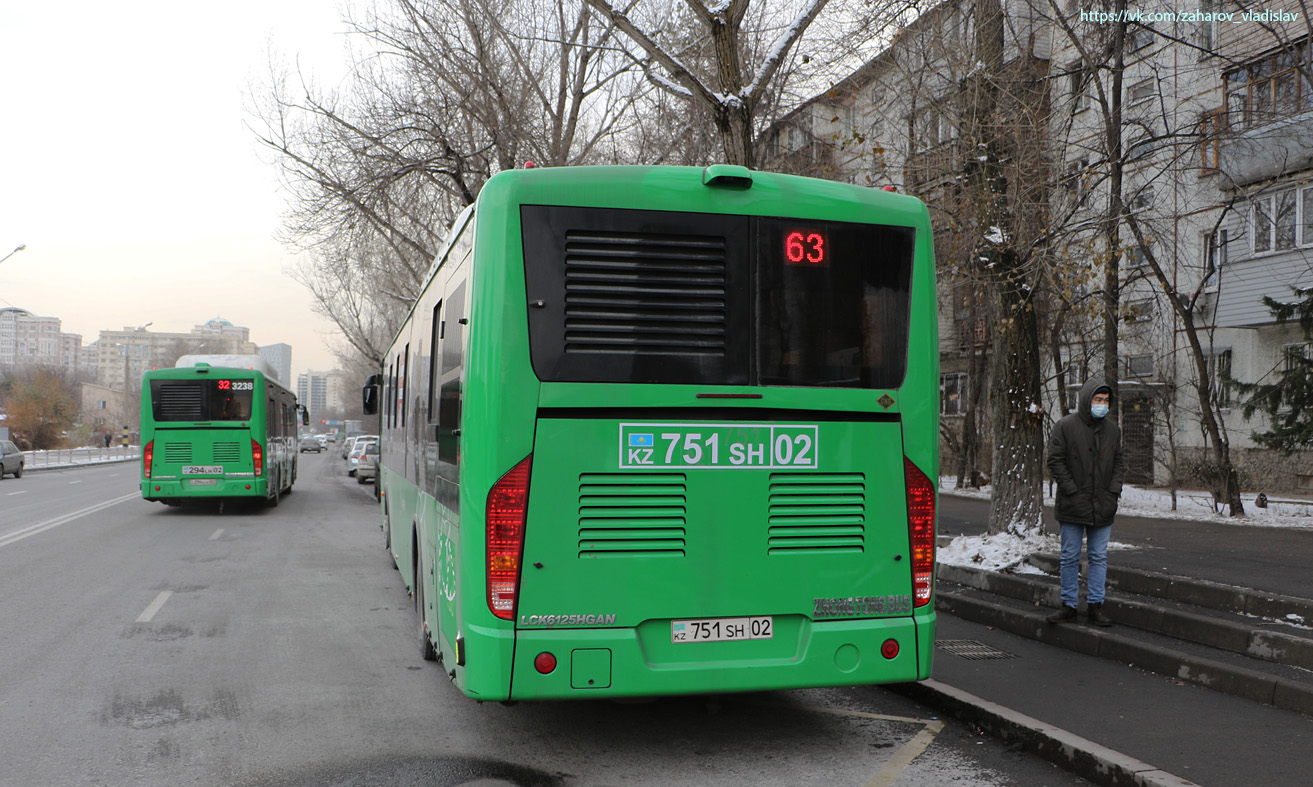 Алматы, Zhong Tong LCK6125HGAN № 3329