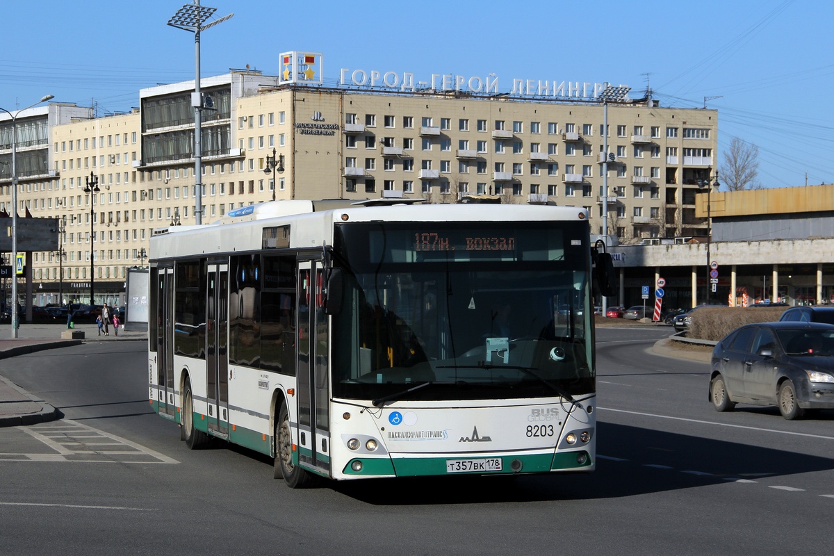 Санкт-Петербург, МАЗ-203.085 № 8203