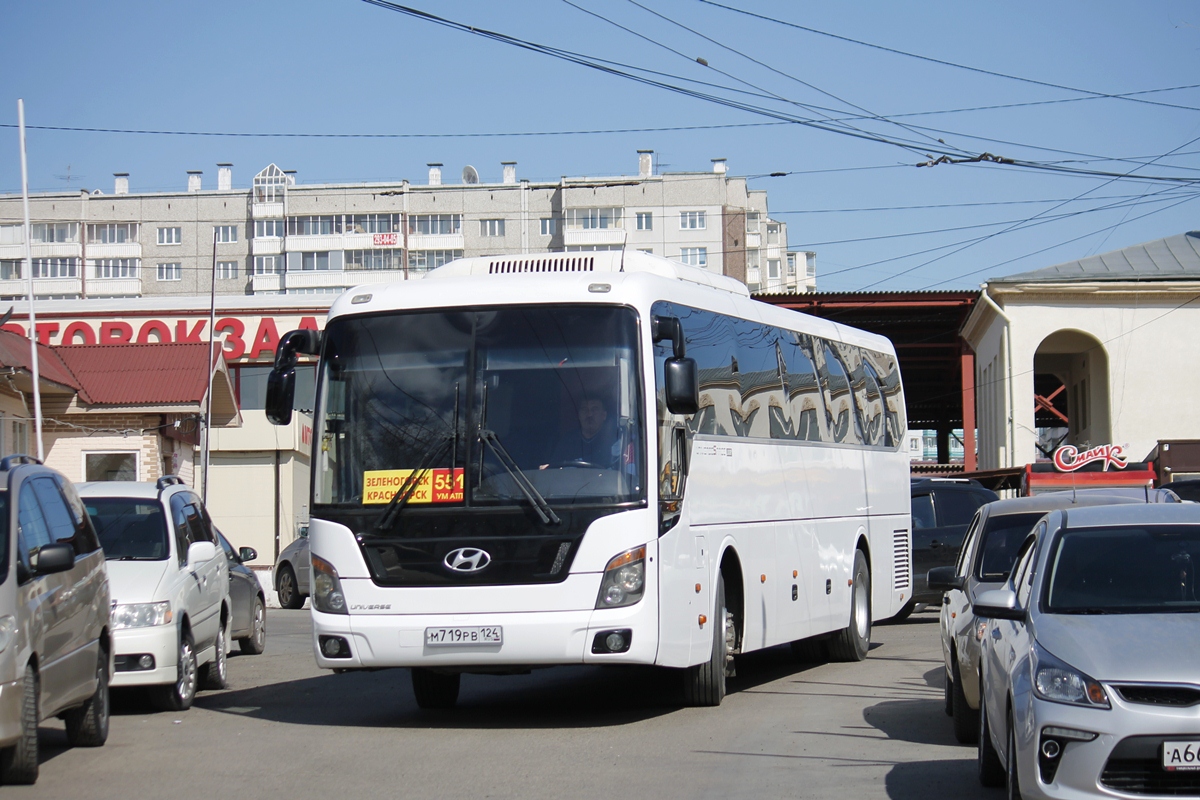 Красноярский край, Hyundai Universe Space Luxury № М 719 РВ 124