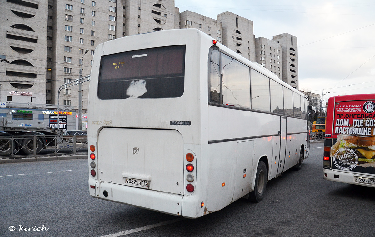Санкт-Петербург, ГолАЗ-52911-11 № В 082 ХН 198