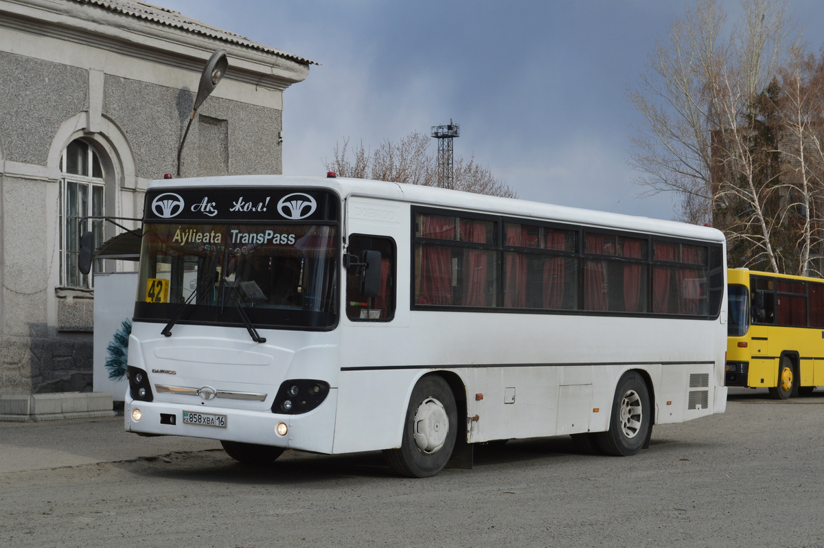 Восточно-Казахстанская область, Daewoo BS090 (СемАЗ) № 858 XBA 16