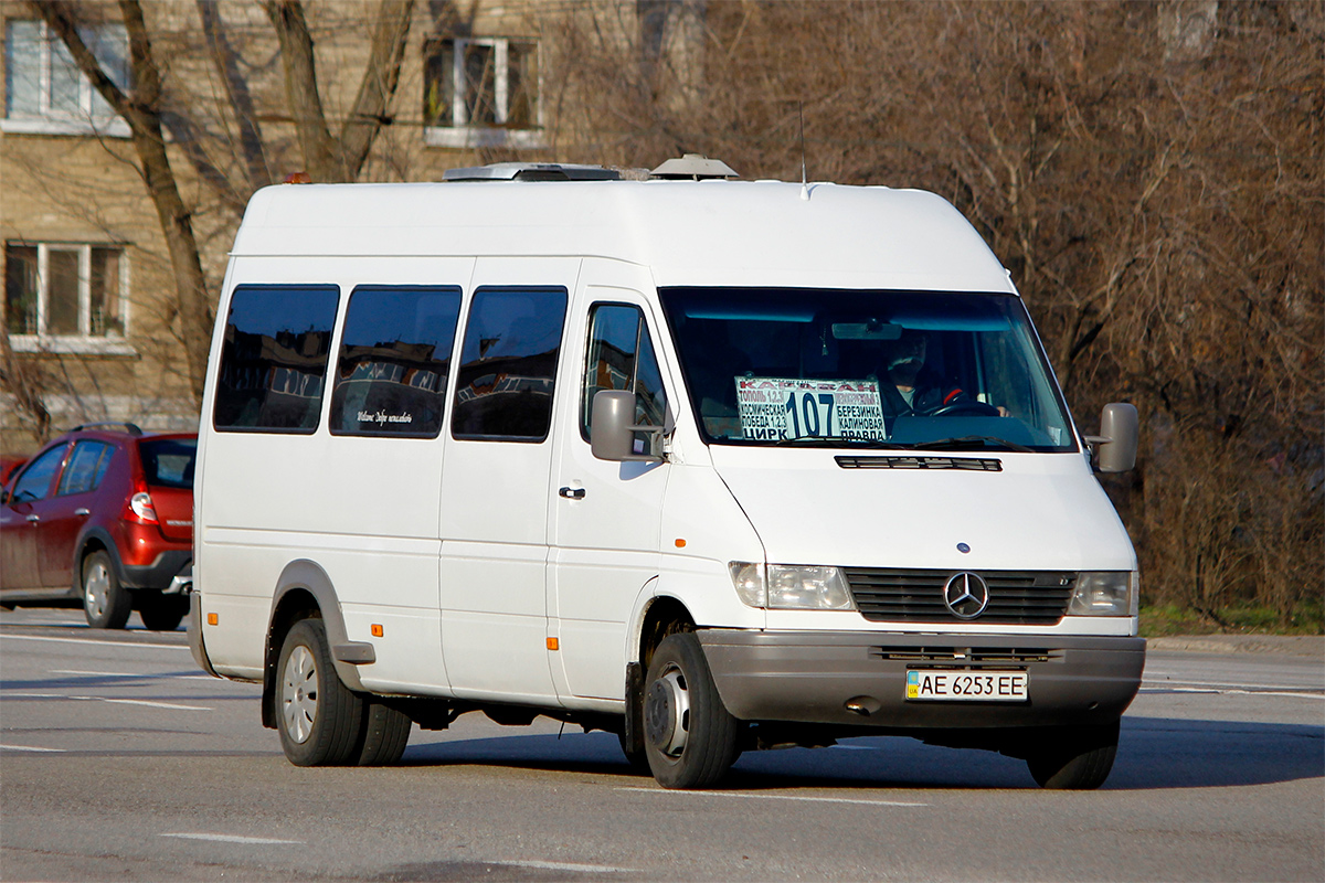 Днепропетровская область, Mercedes-Benz Sprinter W904 412D № AE 6253 EE